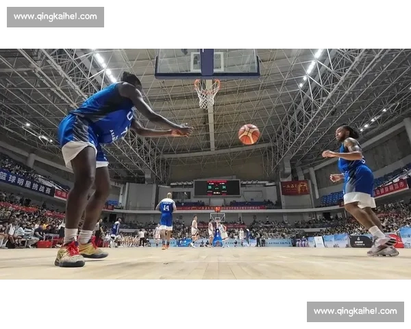 高清篮球直播全程跟踪精彩赛事即时更新让你不错过每一场精彩对决 - 副本 (24) - 副本 - 副本