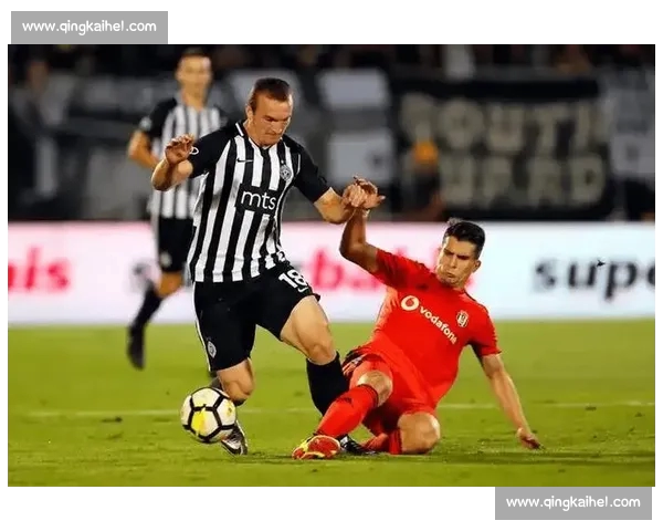 今晚足球激战一触即发,豪门对决引爆全场激情观赛体验 今晚足球激战一触即发,豪门对决引爆全场激情观赛体验